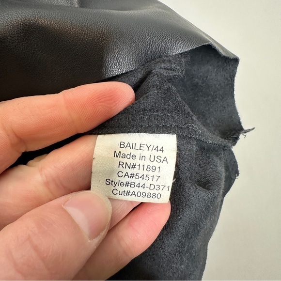 BAILEY 44 'HARDY' Black Faux Leather Tee - Picture 7 of 9